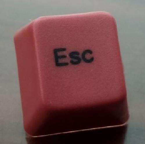 /img/posts/la-tecla-esc-2024.jpg